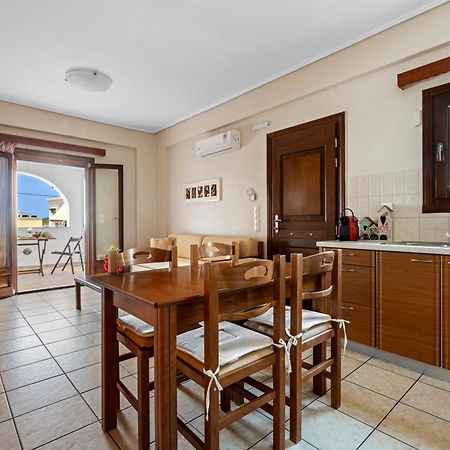 Spetses Center Comfy Apartment Экстерьер фото