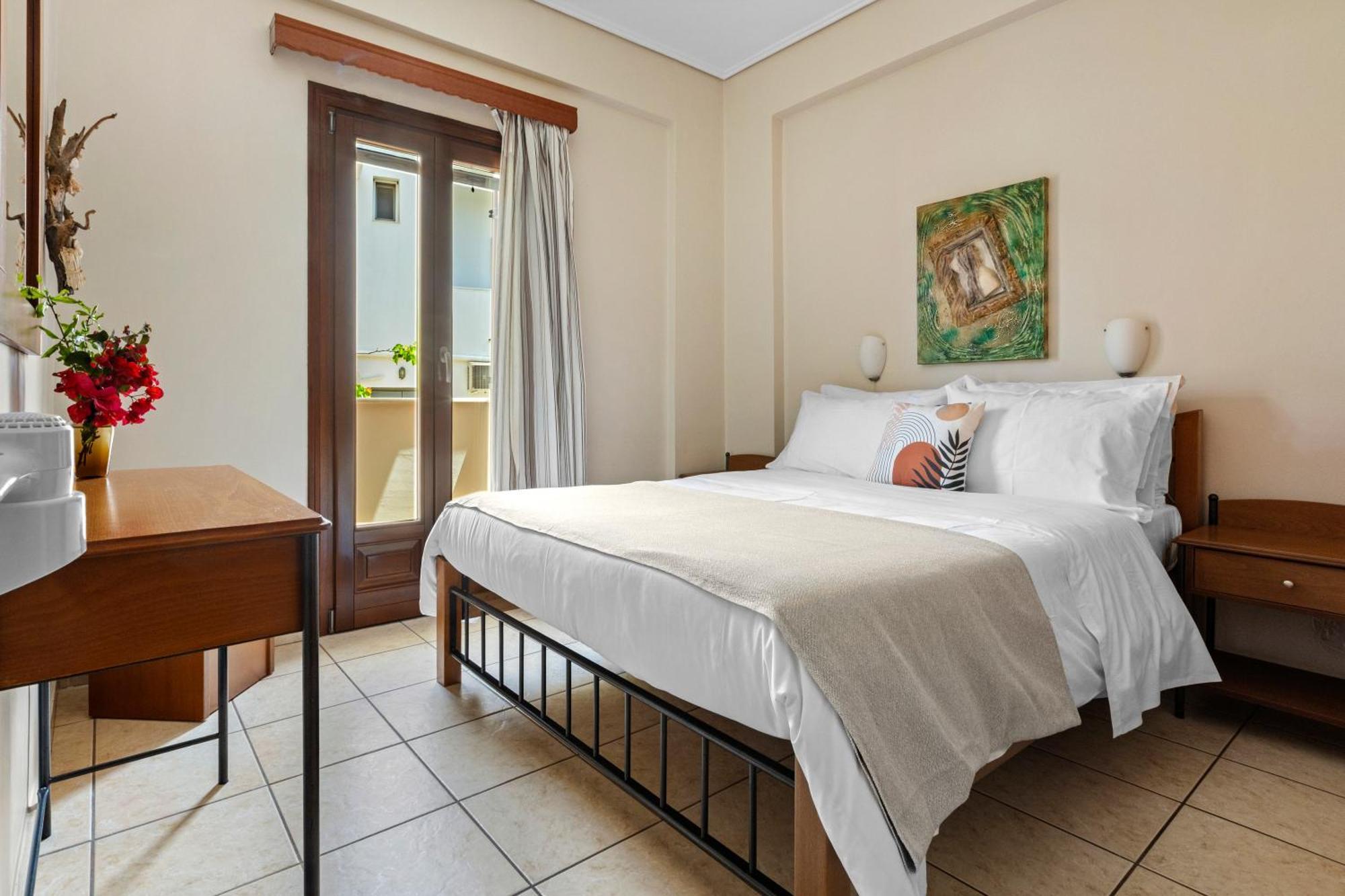 Spetses Center Comfy Apartment Экстерьер фото